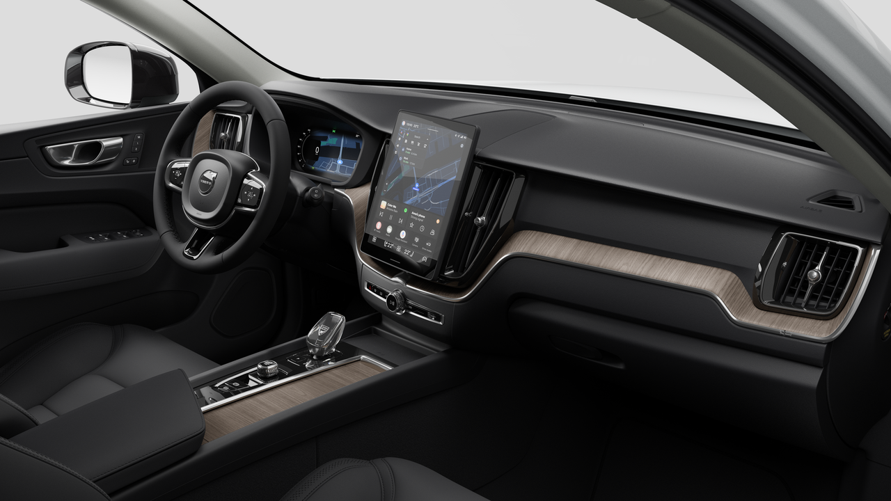 2026 Volvo XC60 Plug-In Hybrid - Image 10