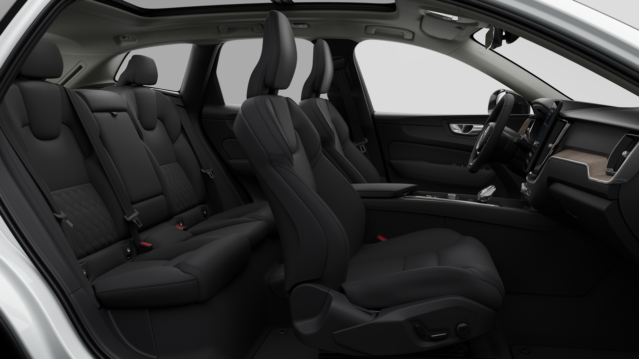 2026 Volvo XC60 Plug-In Hybrid - Image 13