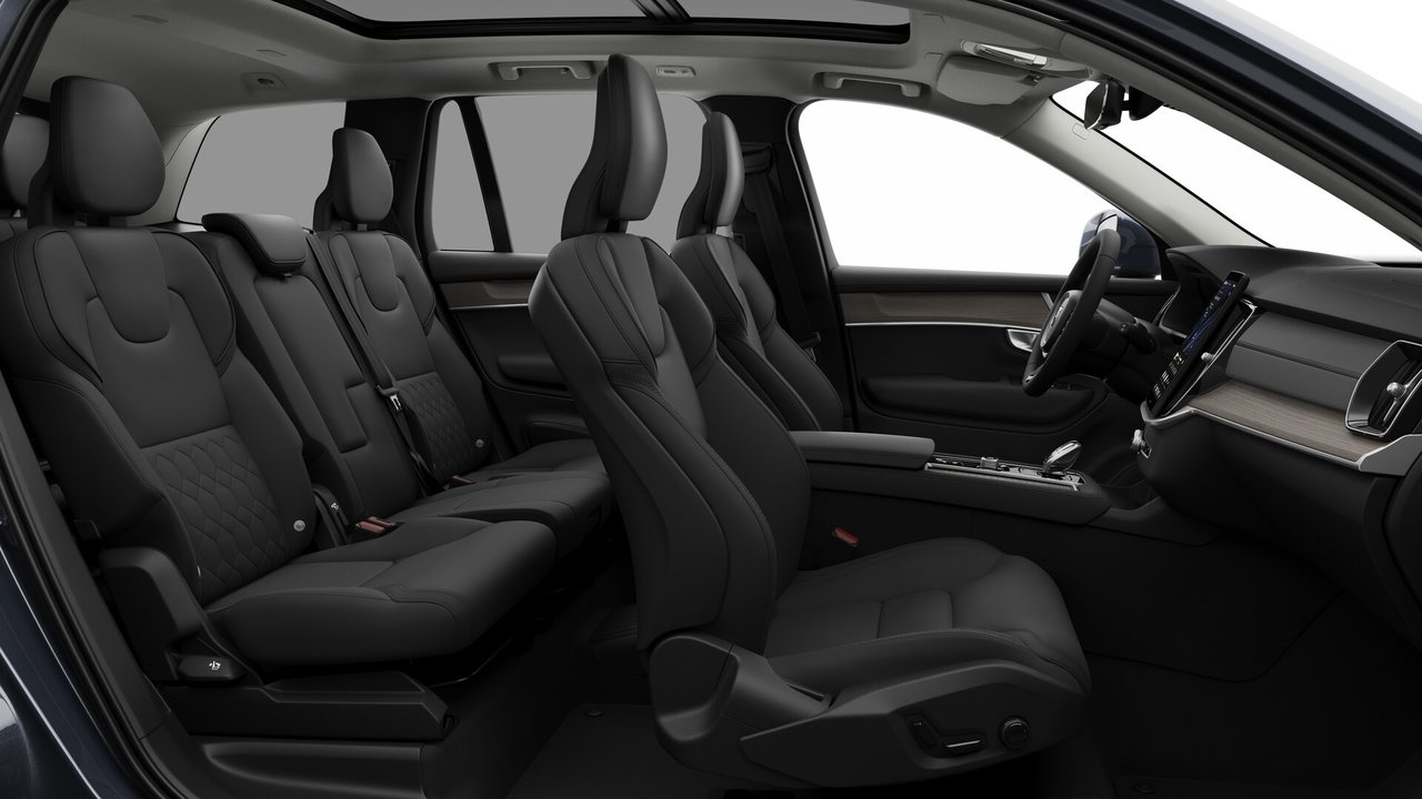 2026 Volvo XC90 Plug-In Hybrid - Image 13