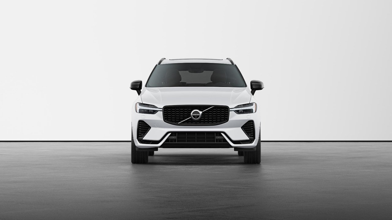 2025 Volvo XC60 Plug-In Hybrid - Image 3