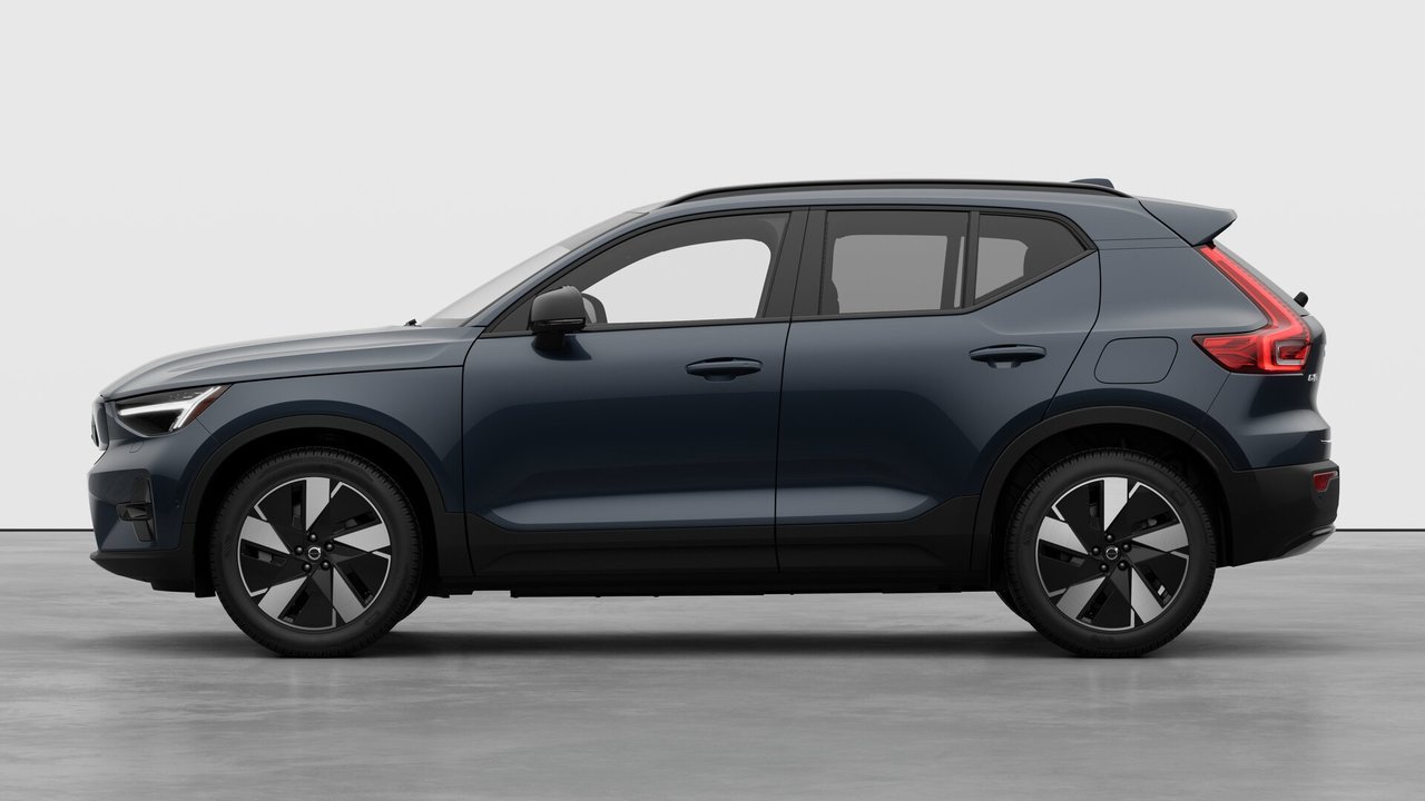 2026 Volvo EX40 - Image 8