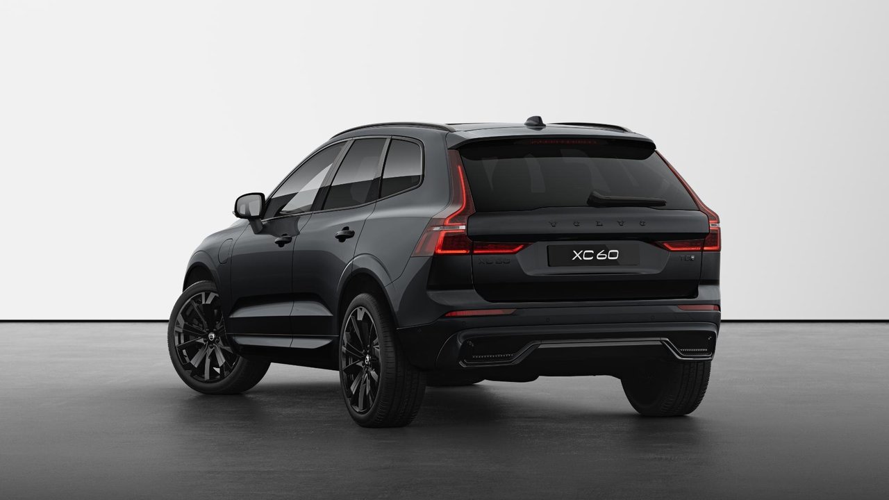 2025 Volvo XC60 Plug-In Hybrid - Image 2