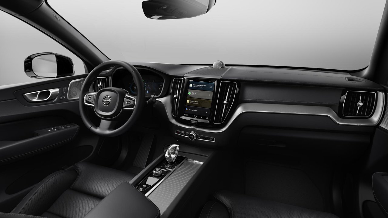 2025 Volvo XC60 Plug-In Hybrid - Image 8