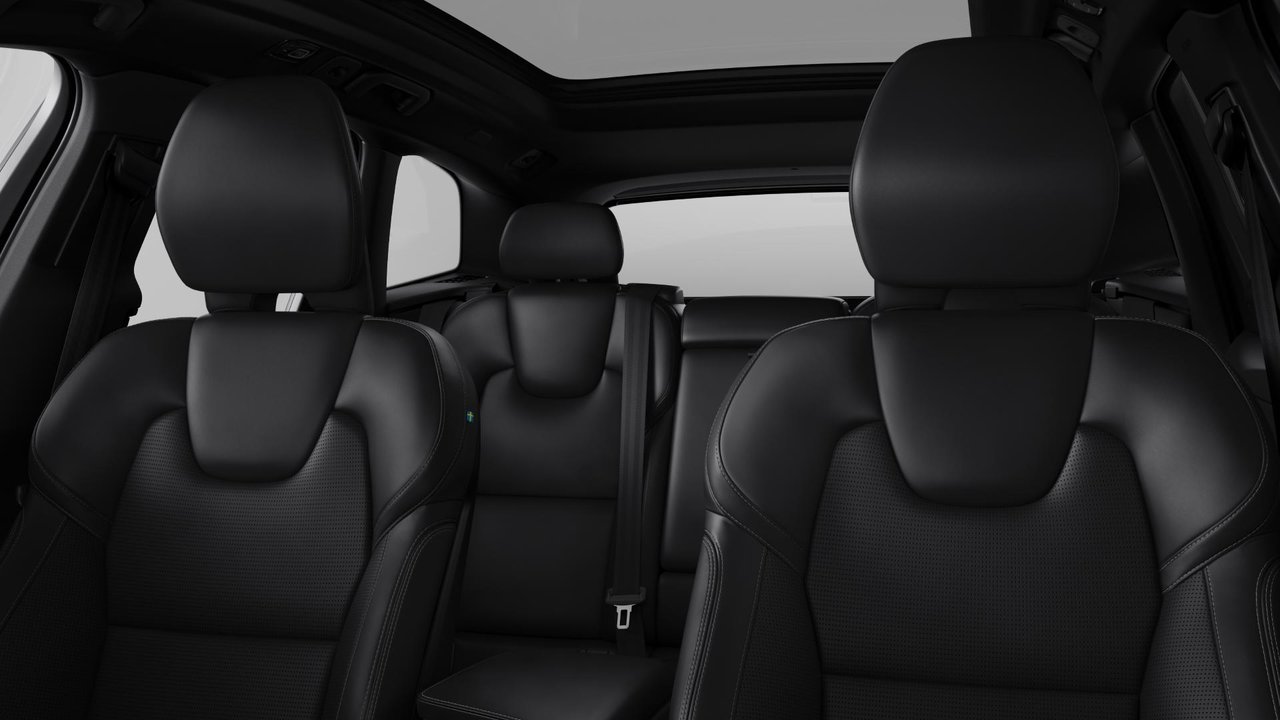 2025 Volvo XC60 Plug-In Hybrid - Image 10