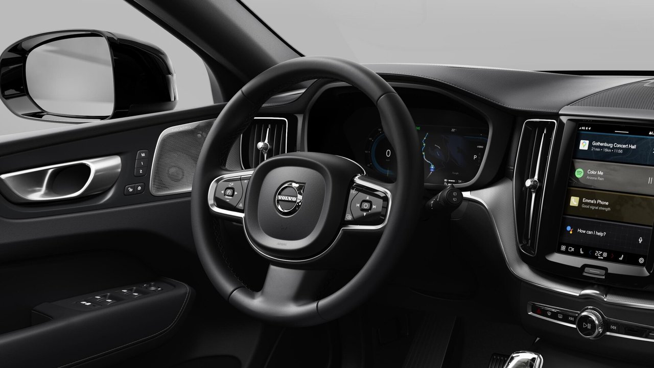 2025 Volvo XC60 Plug-In Hybrid - Image 12