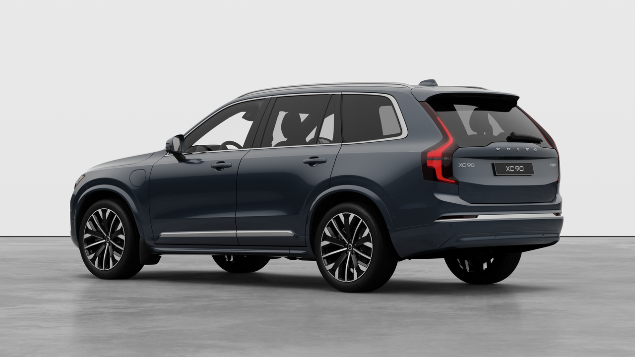 2026 Volvo XC90 Plug-In Hybrid - Image 2