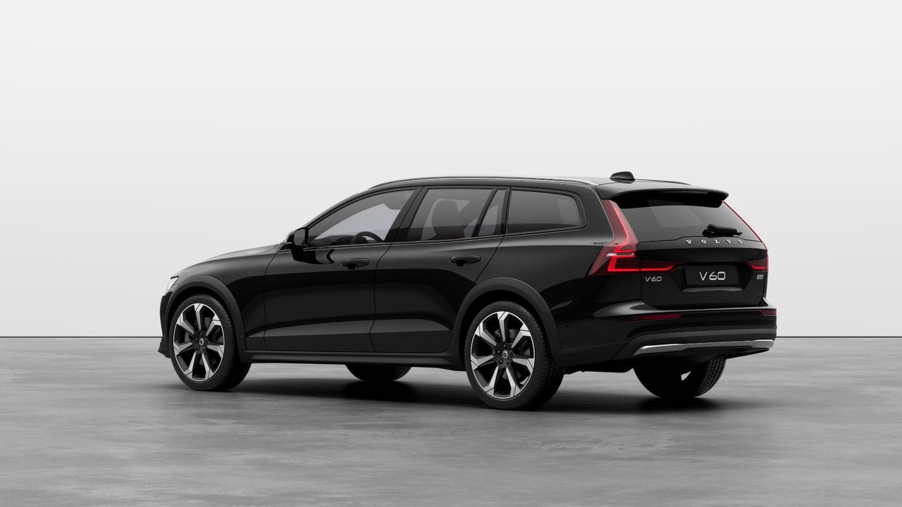 2026 Volvo V60 Cross Country - Image 2