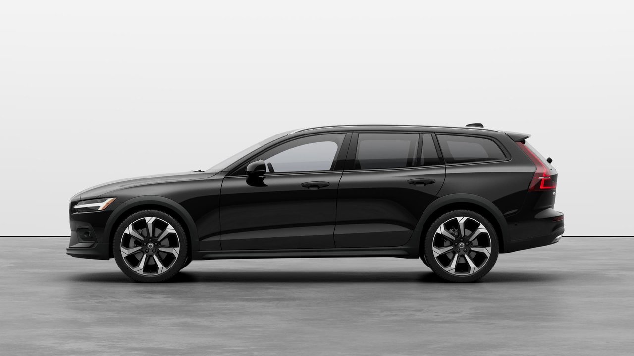 2026 Volvo V60 Cross Country - Image 6