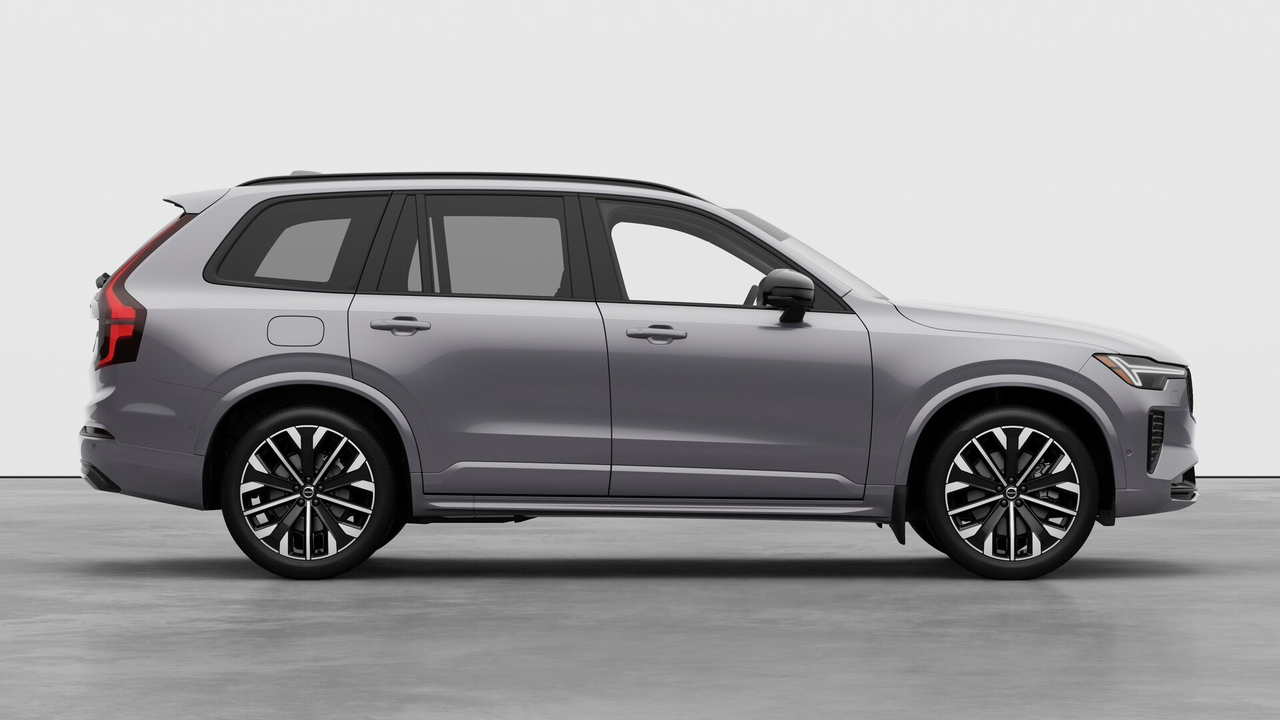 2026 Volvo XC90 Plug-In Hybrid - Image 7