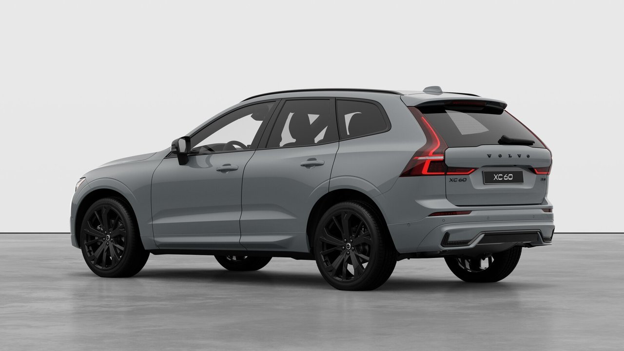 2026 Volvo XC60 - Image 2
