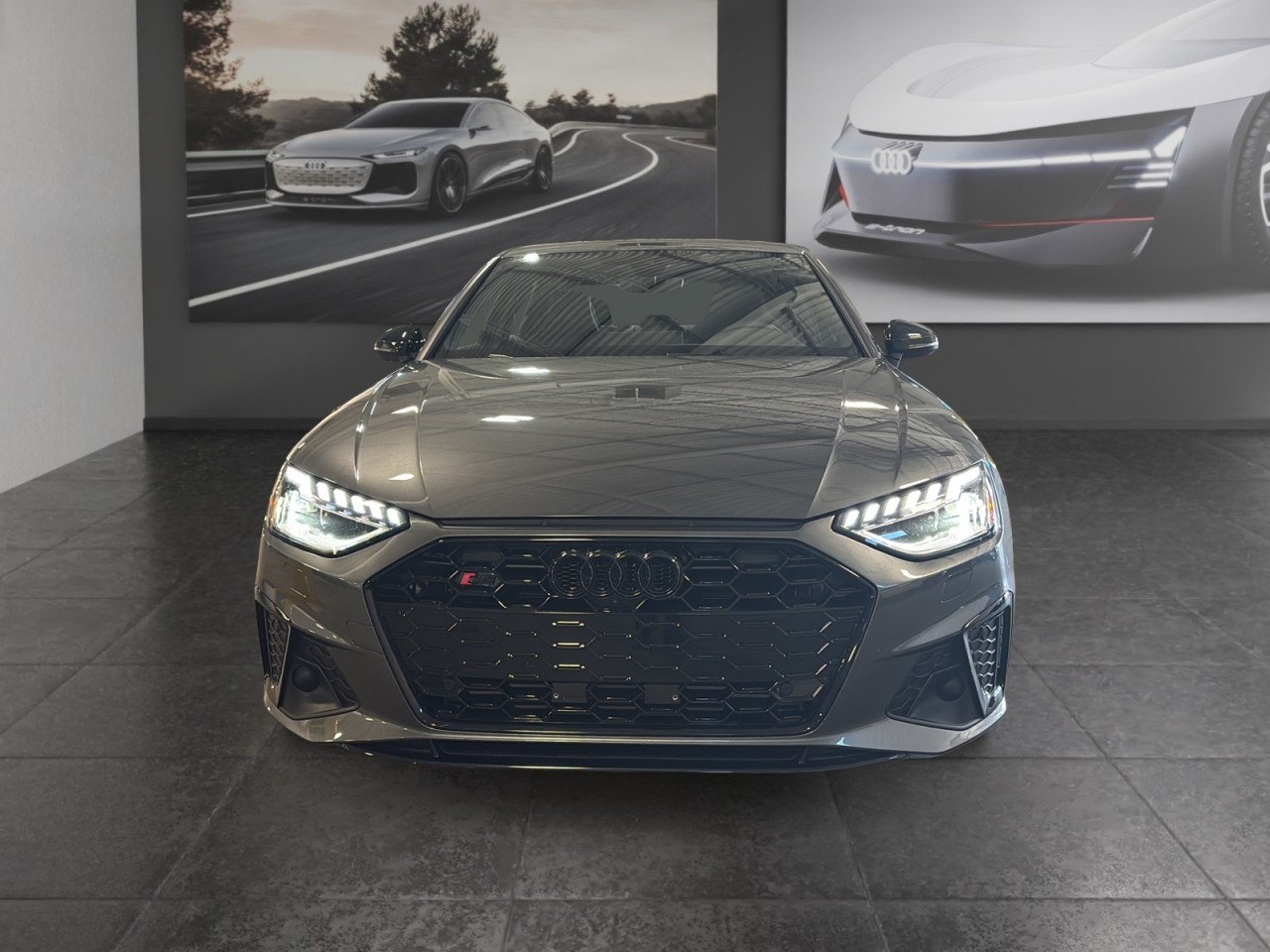 2023 Audi S4 - Image 2