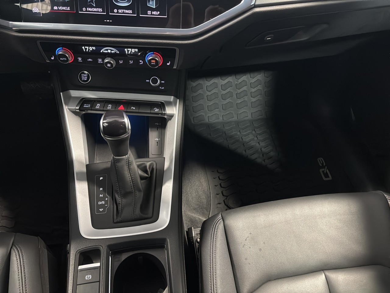 2023 Audi Q3 - Image 15