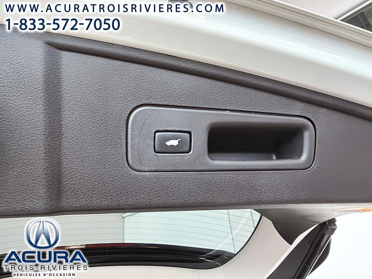 2017 Acura MDX - Image 28