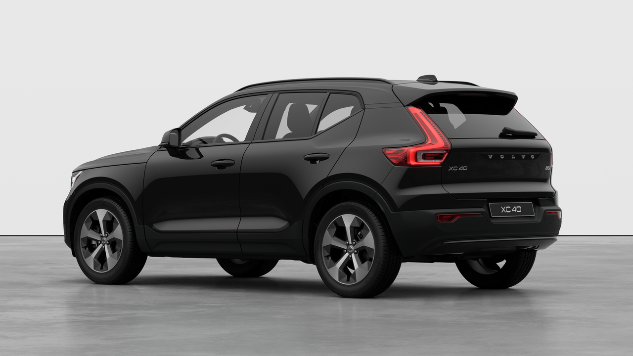 2026 Volvo XC40 - Image 2