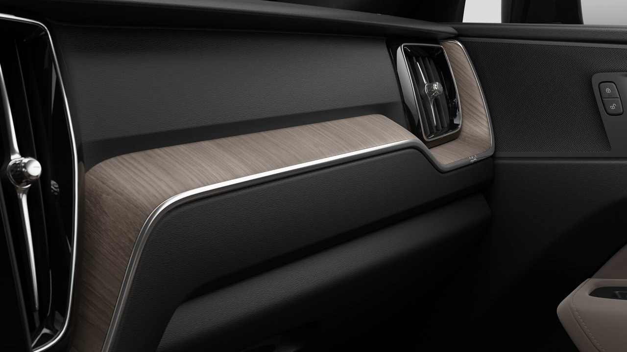 2026 Volvo XC60 - Image 9