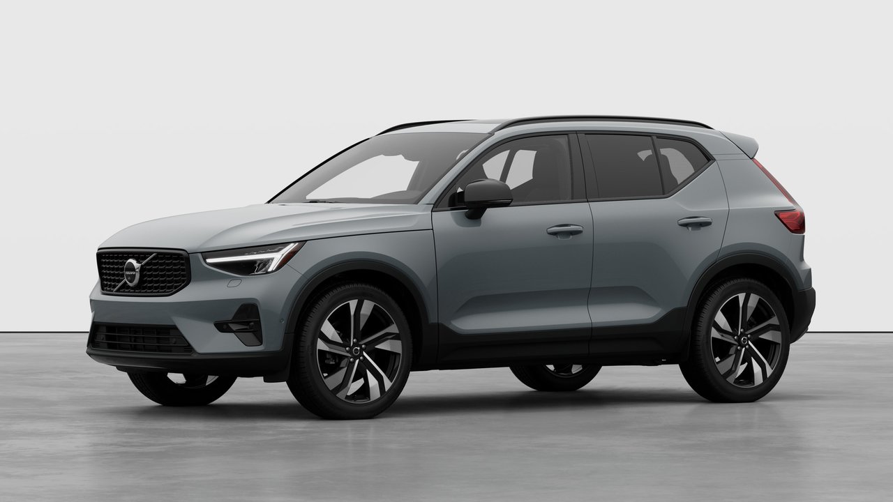 2026 Volvo XC40