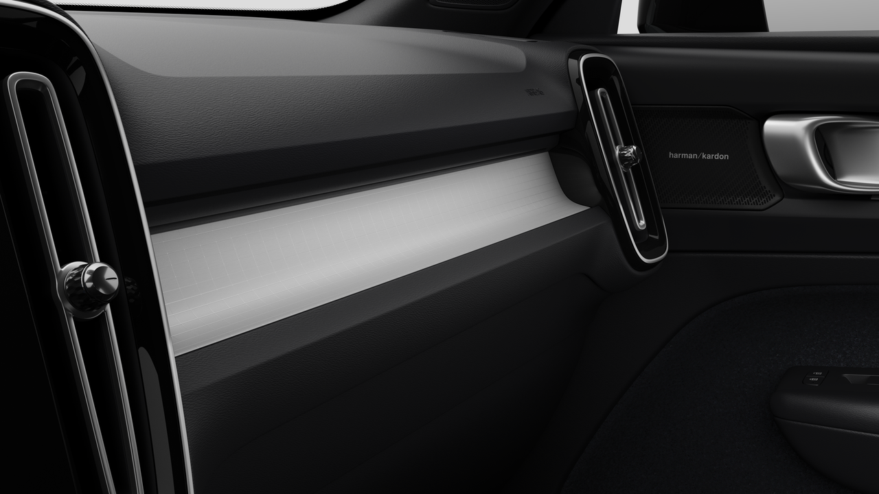 2026 Volvo XC40 - Image 9
