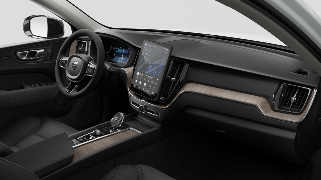 2026 Volvo XC60 - Image 10