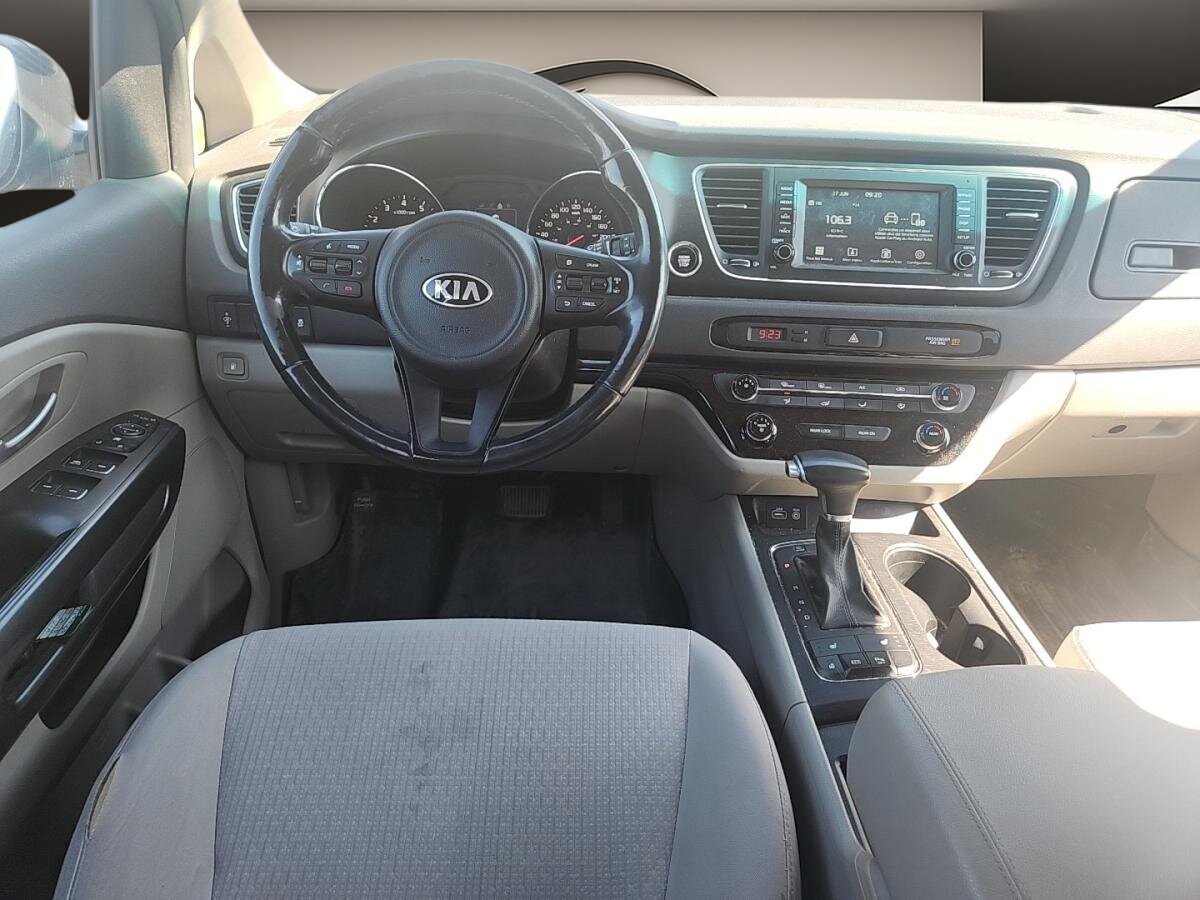 2018 Kia Sedona - Image 6
