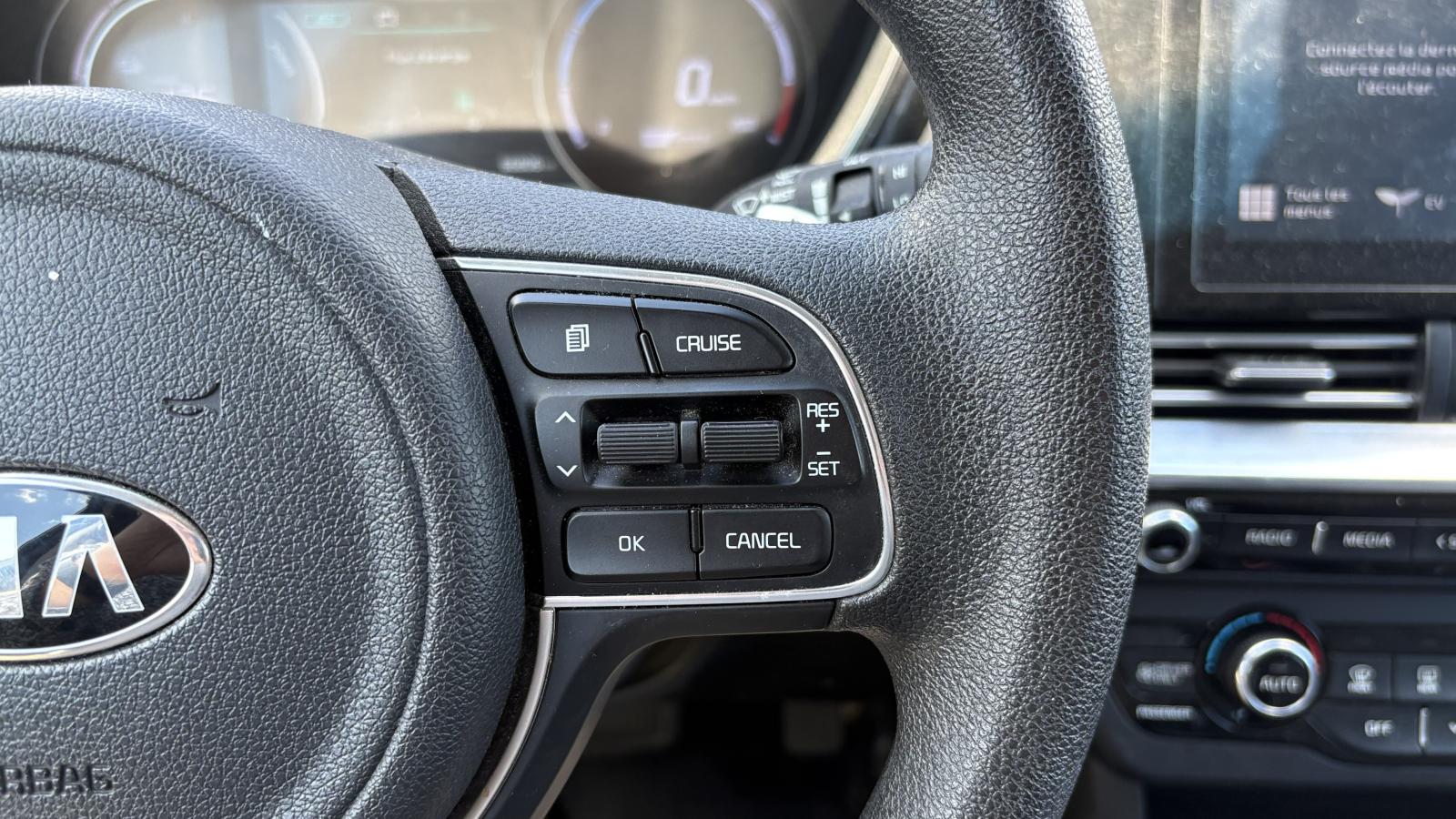 2021 Kia Niro - Image 15