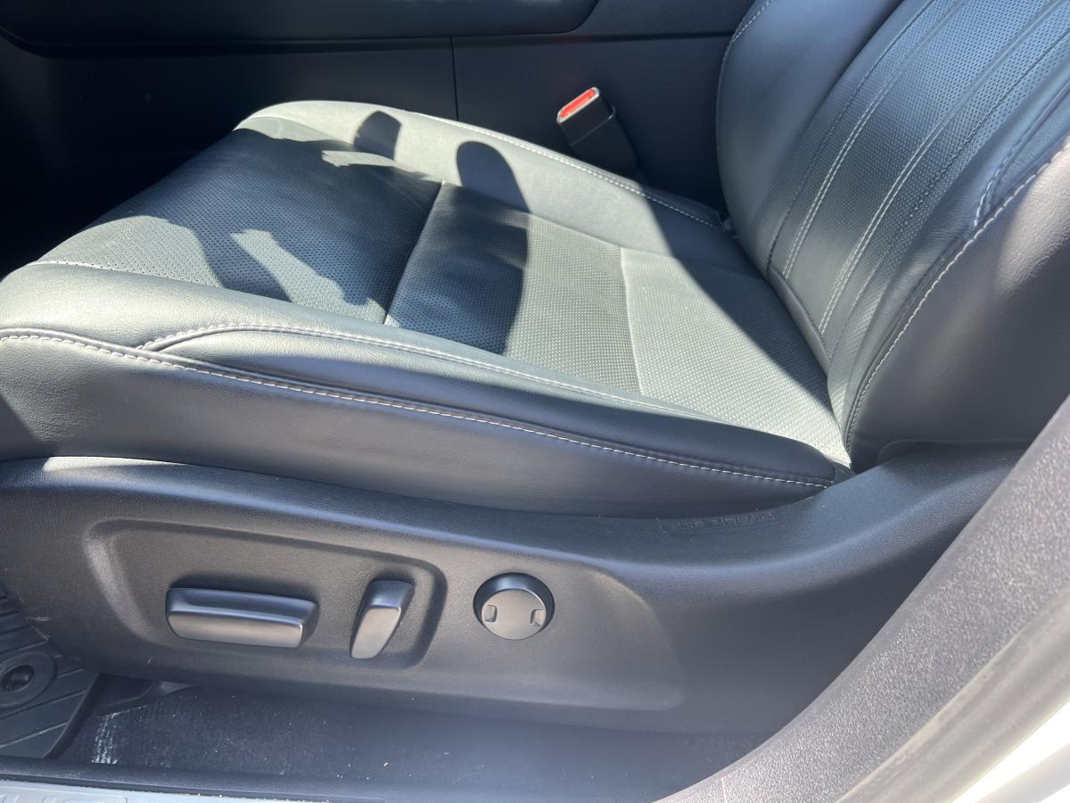 2021 Lexus RX 450h - Image 10
