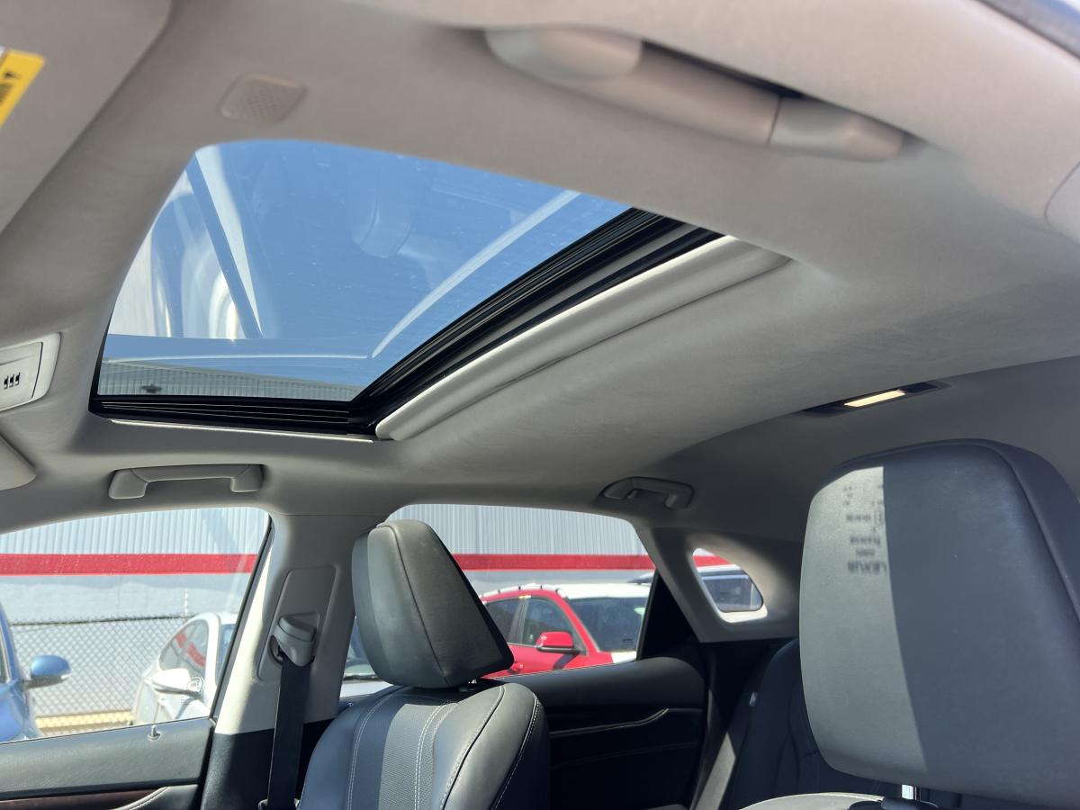 2021 Lexus RX 450h - Image 13