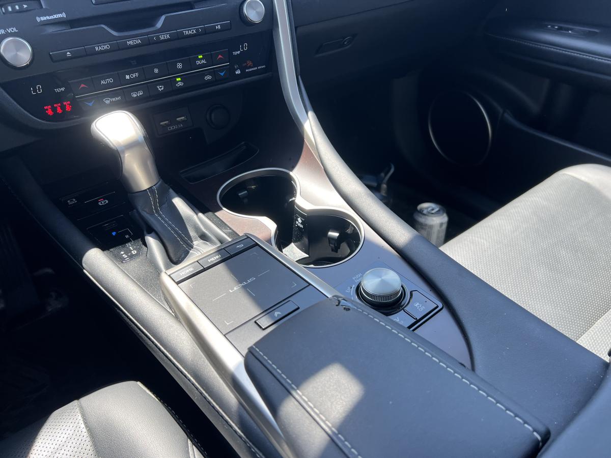 2021 Lexus RX 450h - Image 14