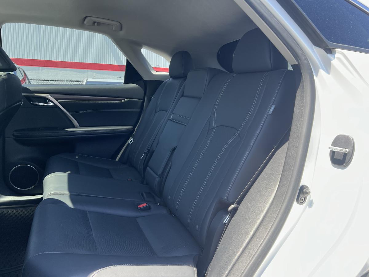 2021 Lexus RX 450h - Image 31