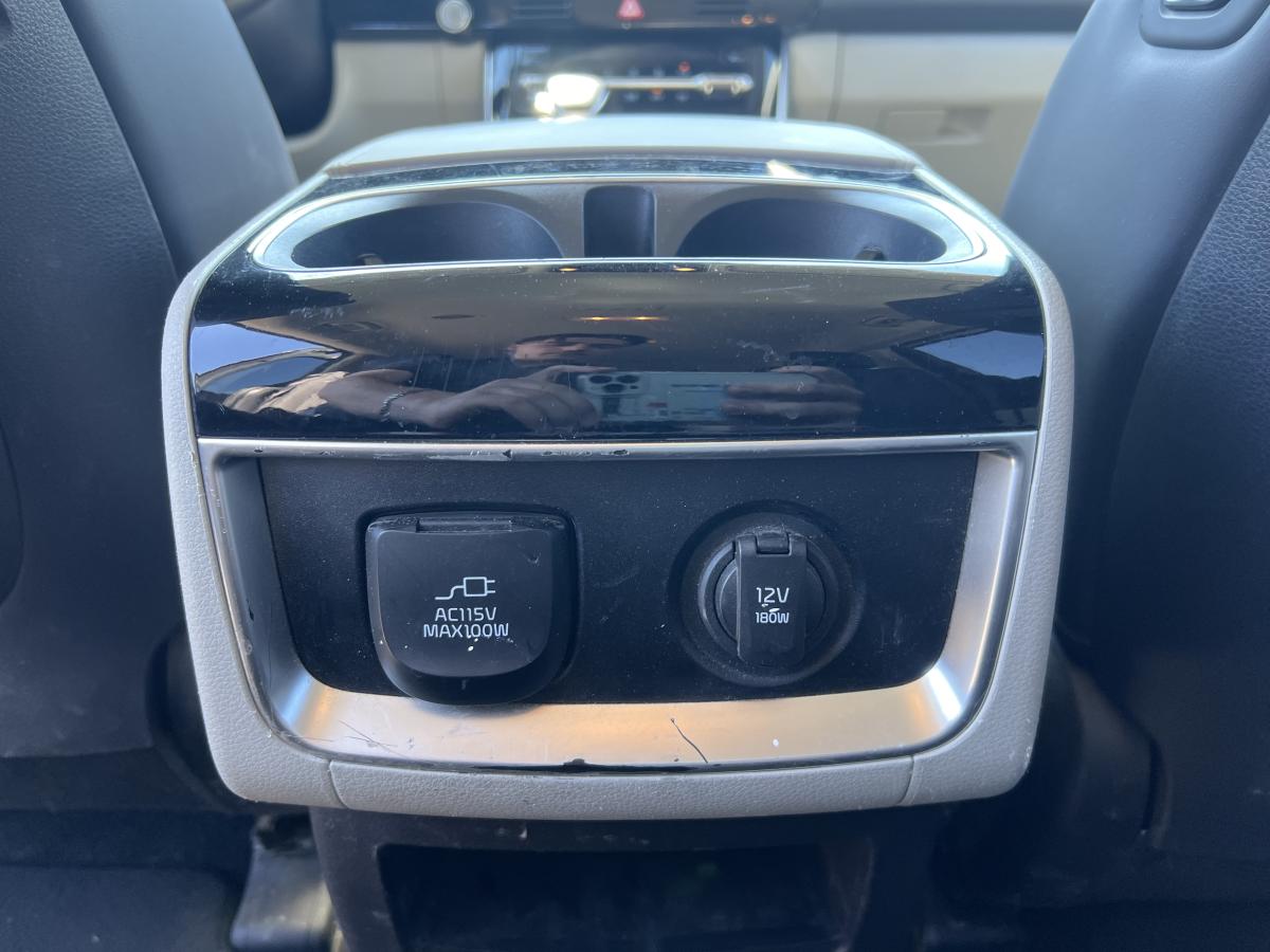 2023 Kia Carnival - Image 23
