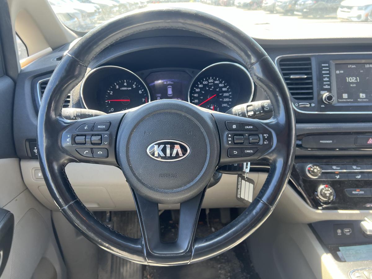 2020 Kia Sedona - Image 9