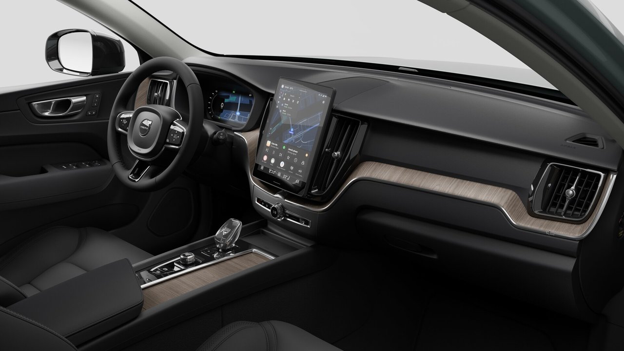 2026 Volvo XC60 - Image 10