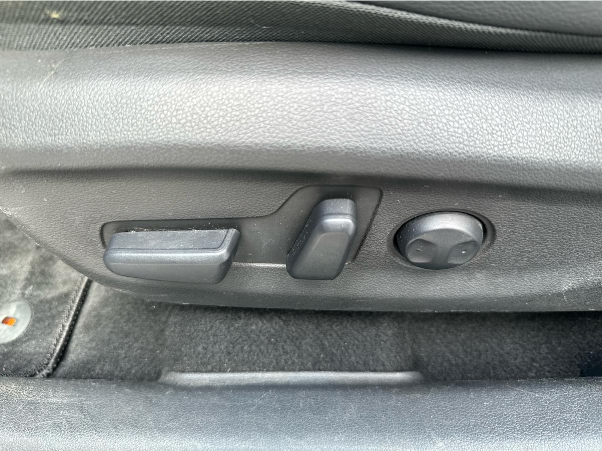 2019 Hyundai Kona Electric - Image 14