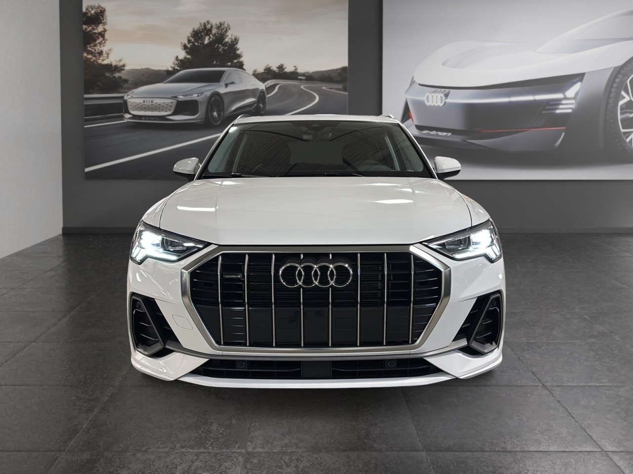 2025 Audi Q3 - Image 2