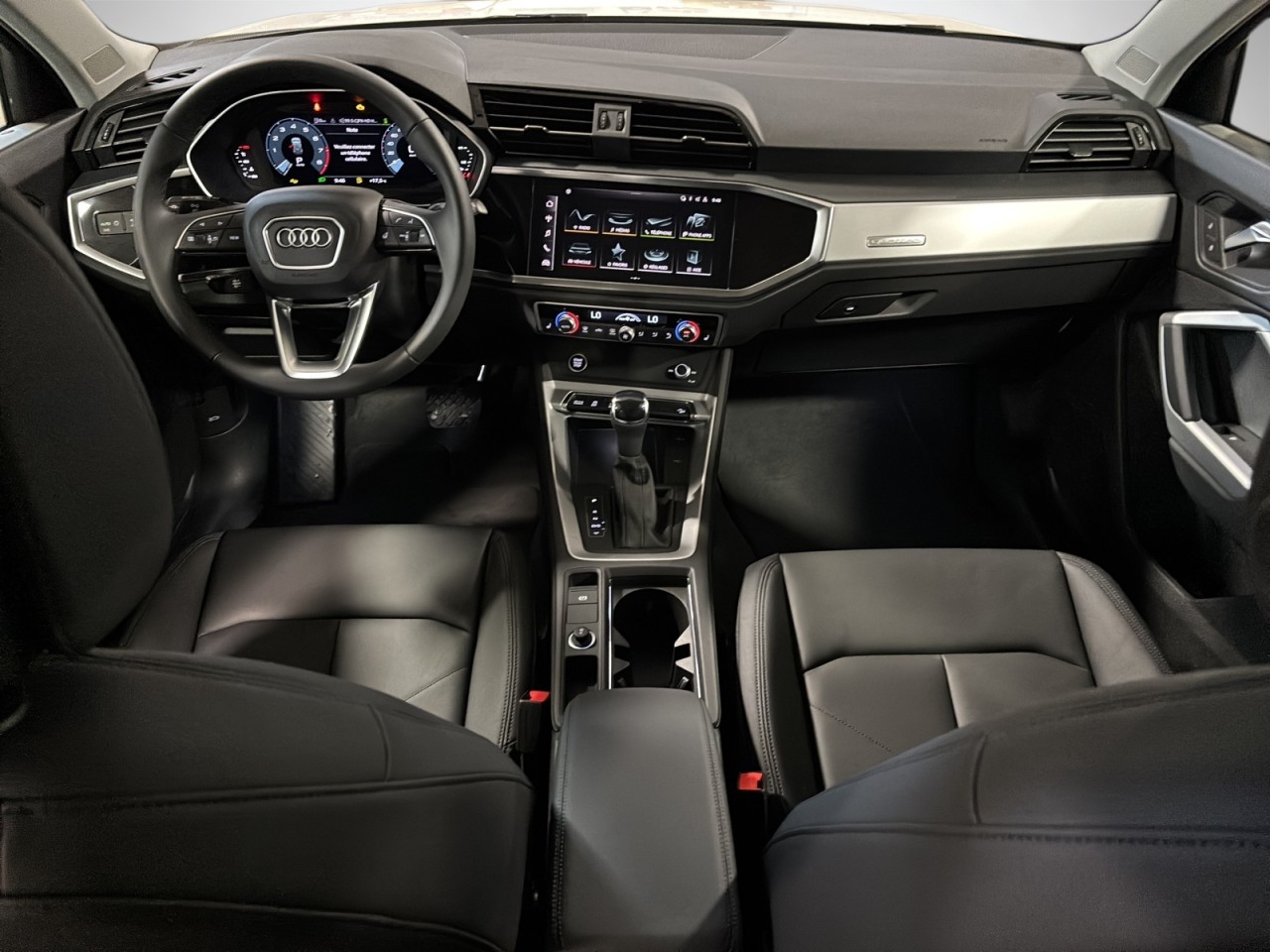2025 Audi Q3 - Image 12