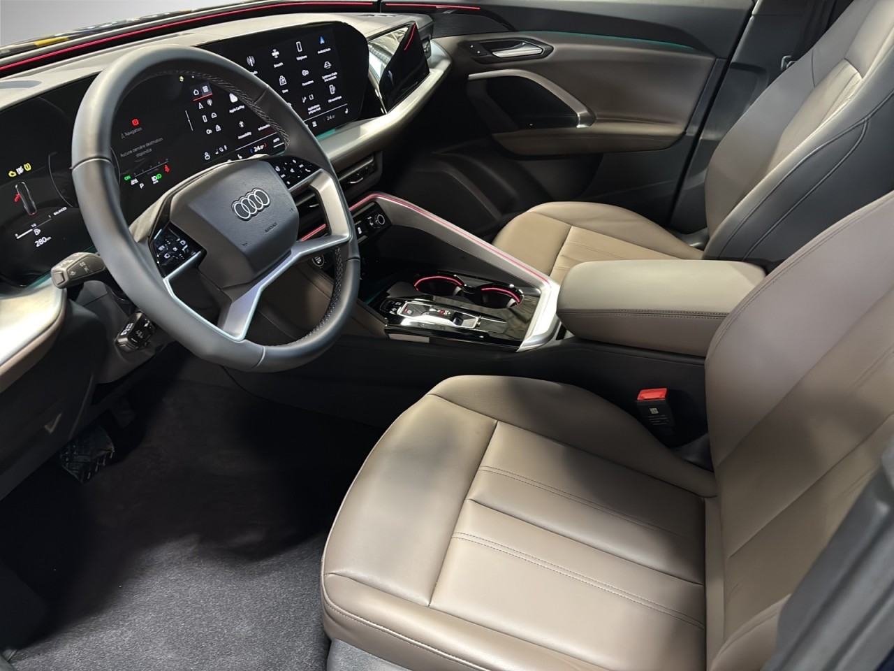 2025 Audi Q5 - Image 7