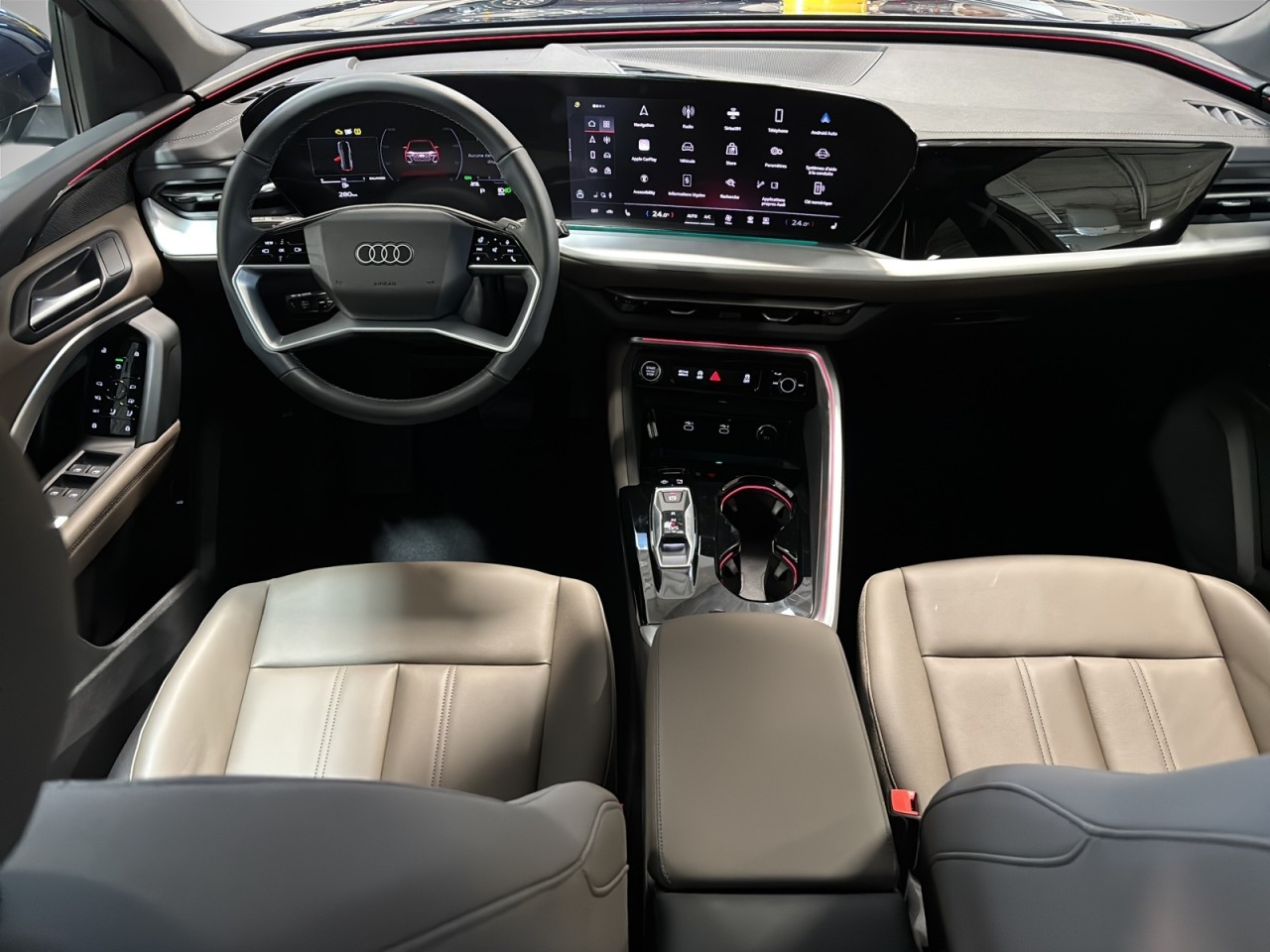 2025 Audi Q5 - Image 12