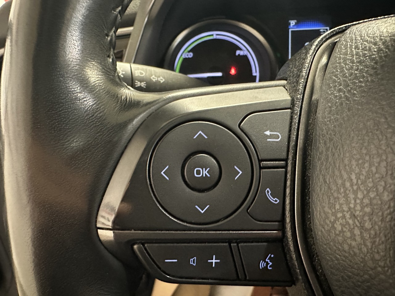 2023 Toyota Camry - Image 14