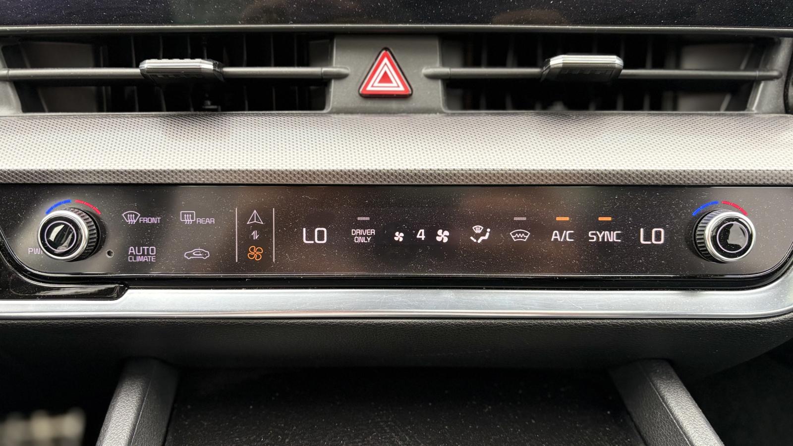 2024 Kia Sportage - Image 31