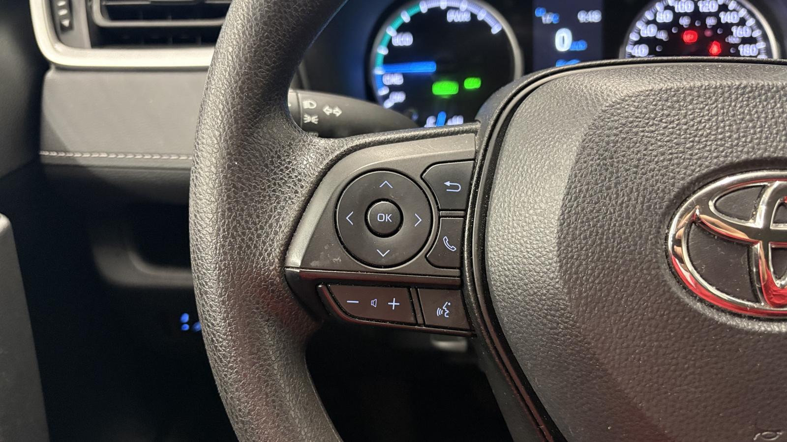 2022 Toyota RAV4 - Image 15