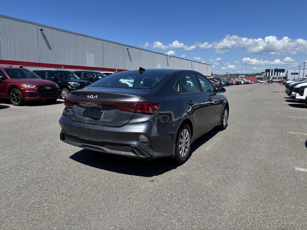 2023 Kia Forte - Image 3