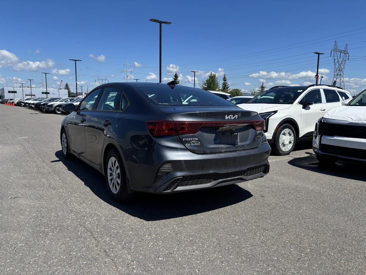 2023 Kia Forte - Image 4