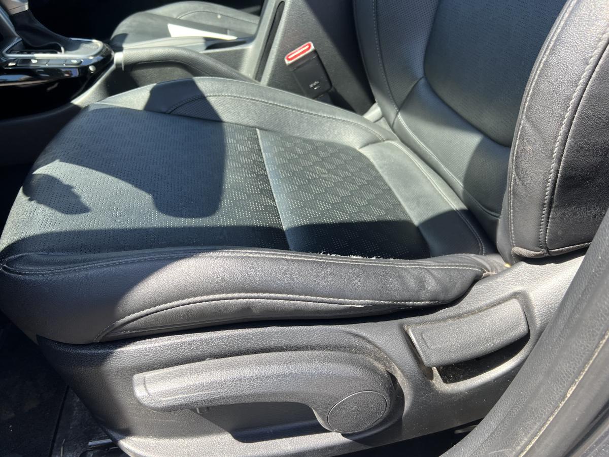 2022 Kia Seltos - Image 13