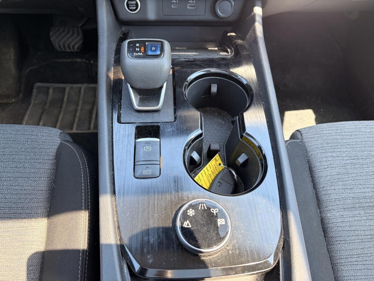 2021 Nissan Rogue - Image 15