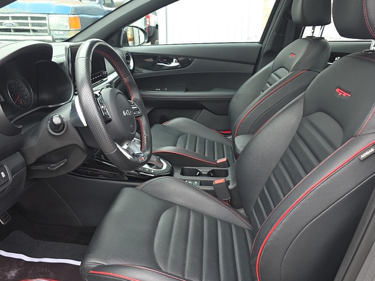 2024 Kia Forte - Image 8