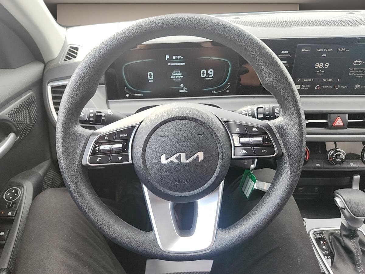 2024 Kia Seltos - Image 9