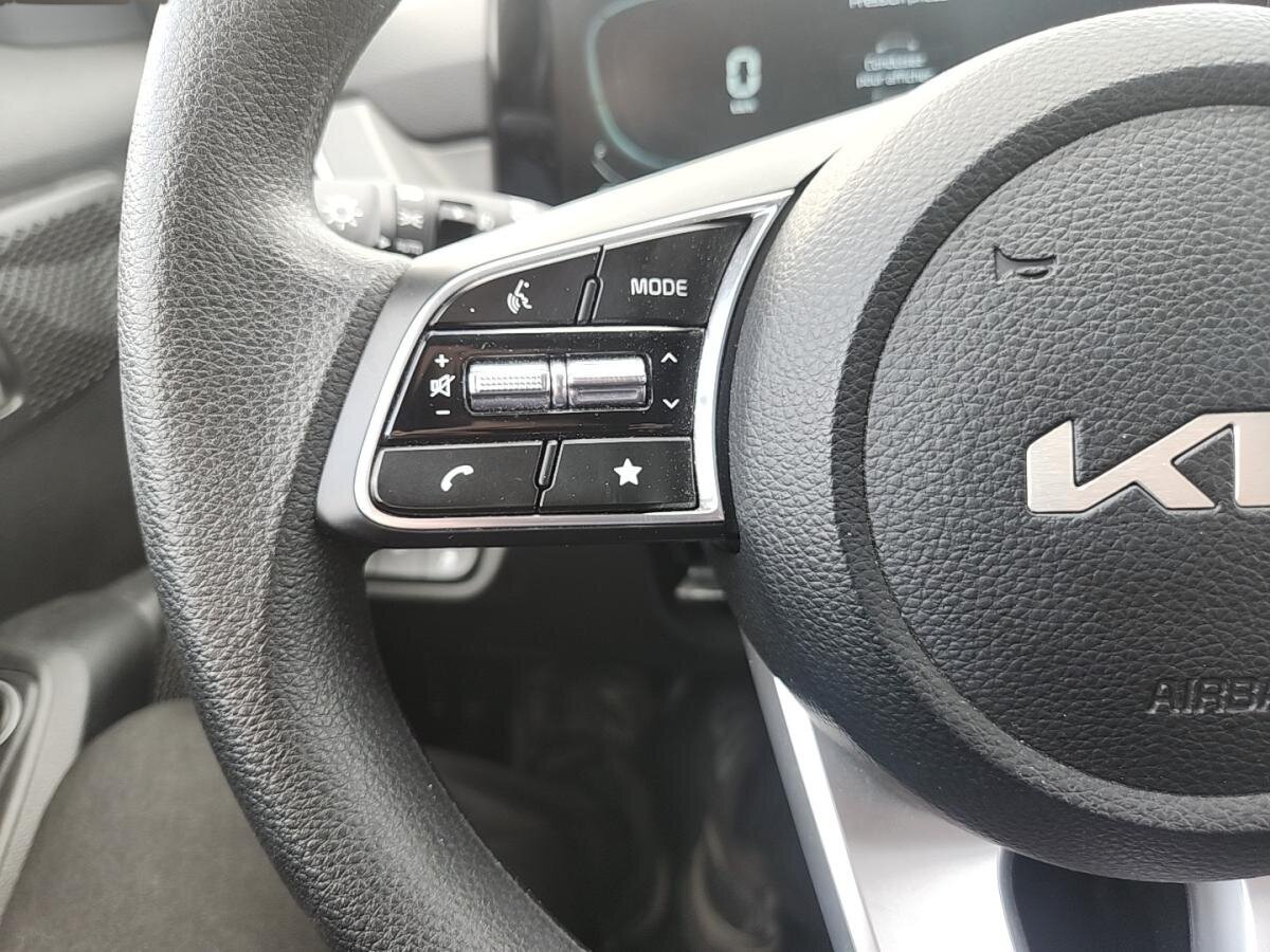2024 Kia Seltos - Image 10