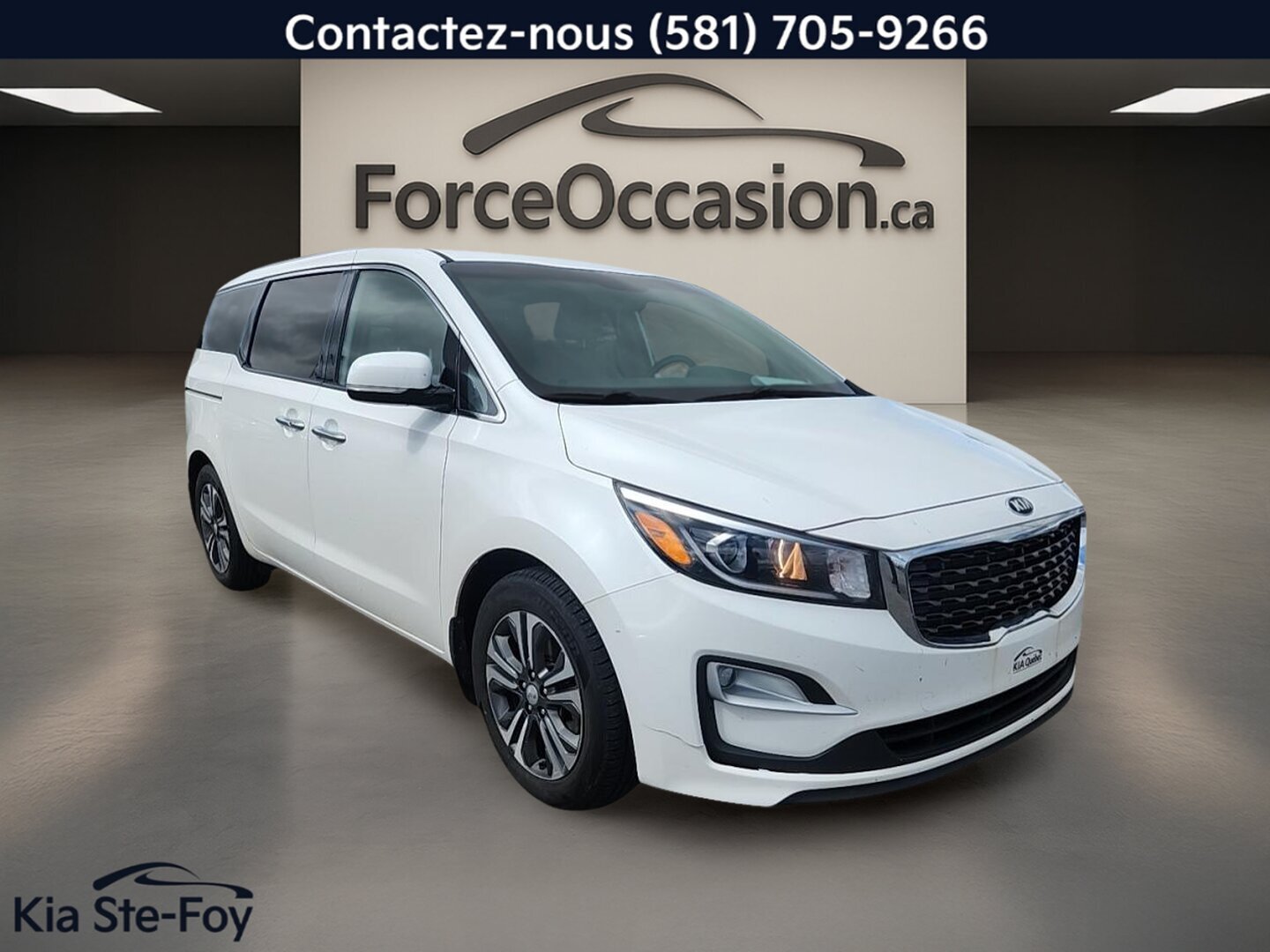 2020 Kia Sedona - Image 2