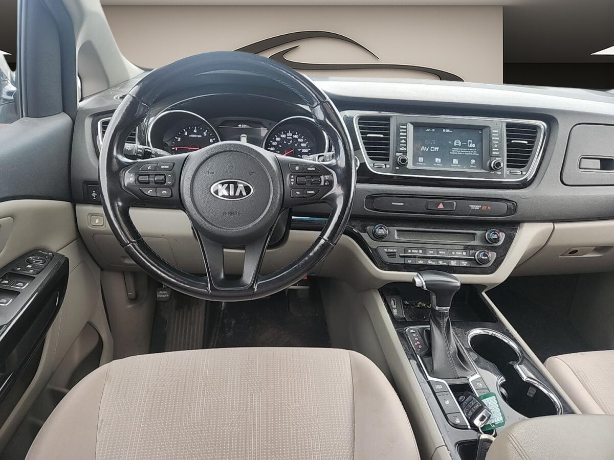 2020 Kia Sedona - Image 6