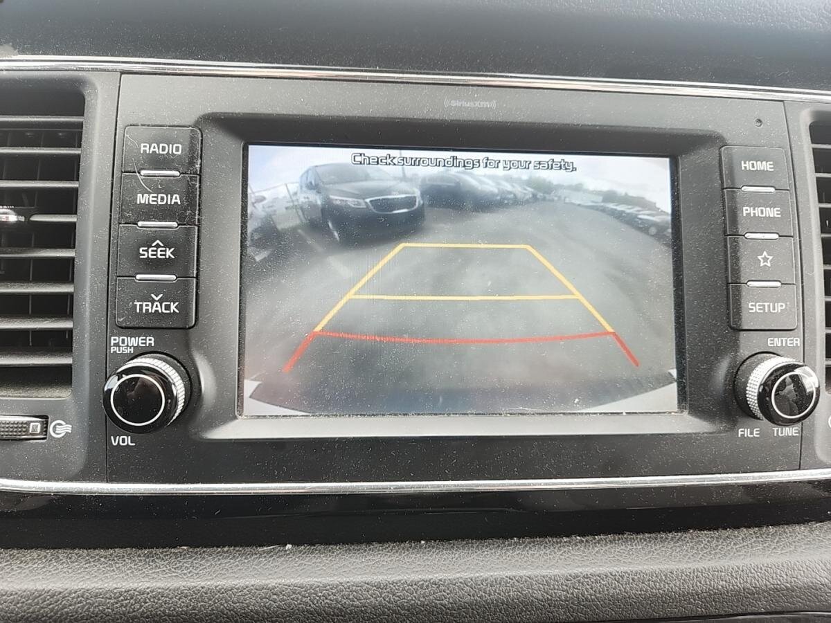 2020 Kia Sedona - Image 14