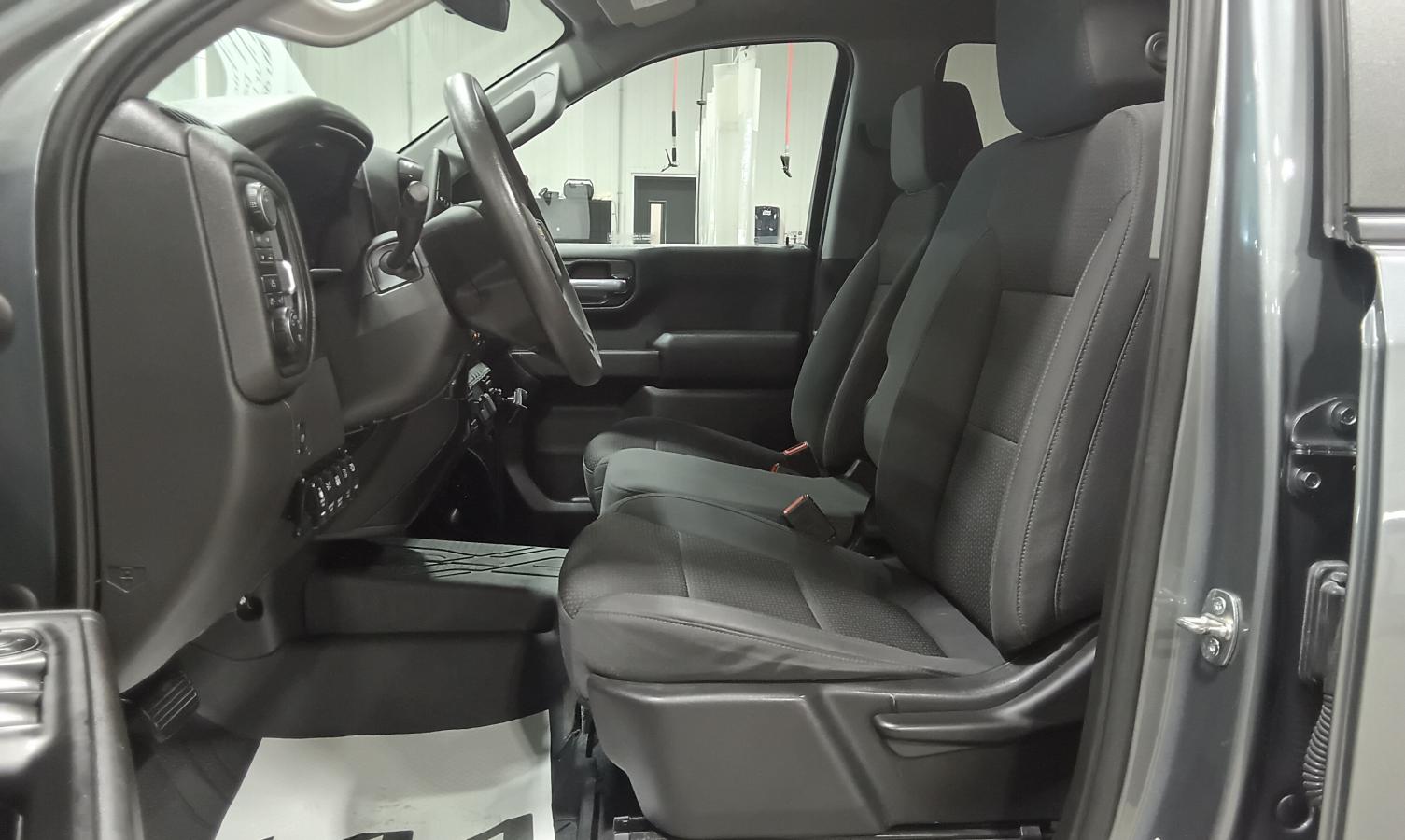 2021 Chevrolet Silverado 1500 - Image 21
